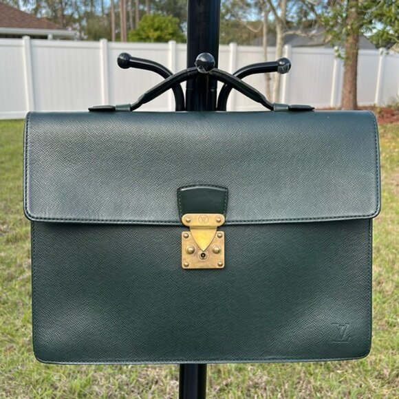 Louis Vuitton Taiga leather briefcase - Picture 1 of 16